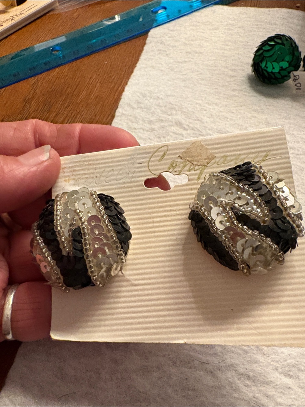 Vintage Silver/ Black Dome Sequin Clip Earrings Light weight New